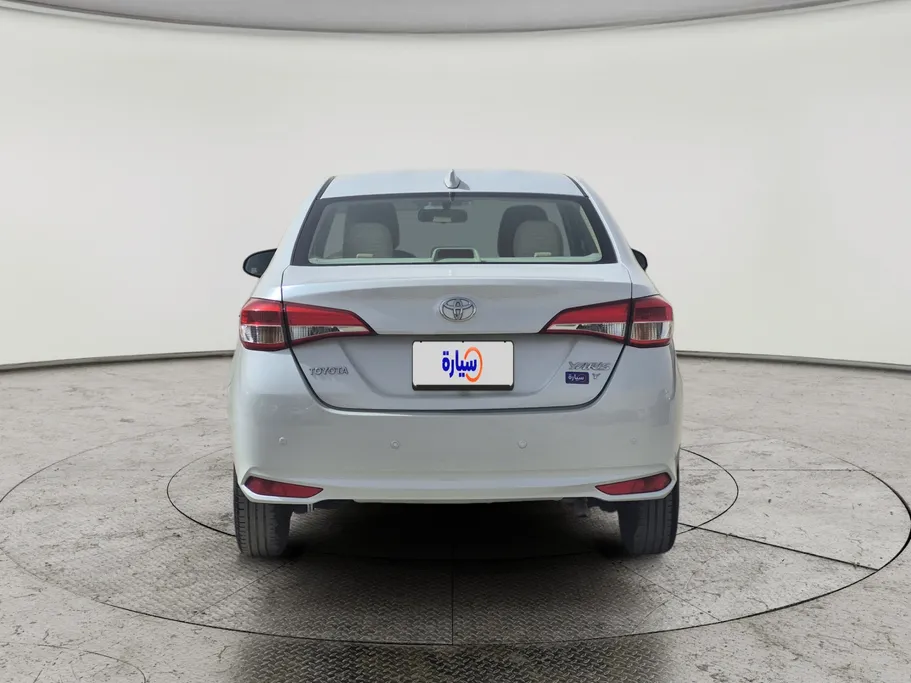 2021 Toyota Yaris  Y 