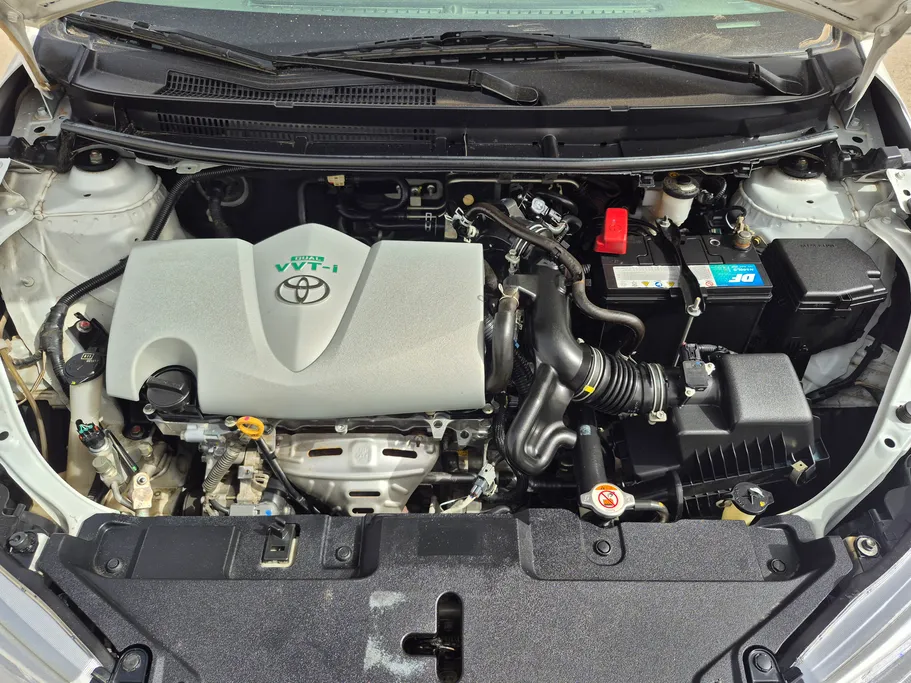 2021 Toyota Yaris  Y 