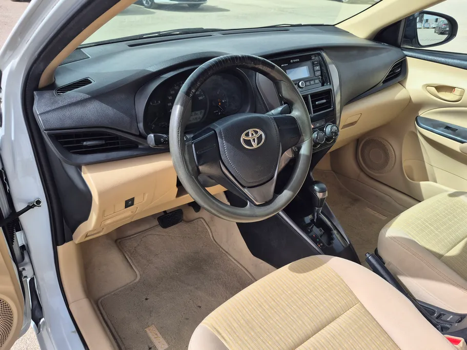 2021 Toyota Yaris  Y 