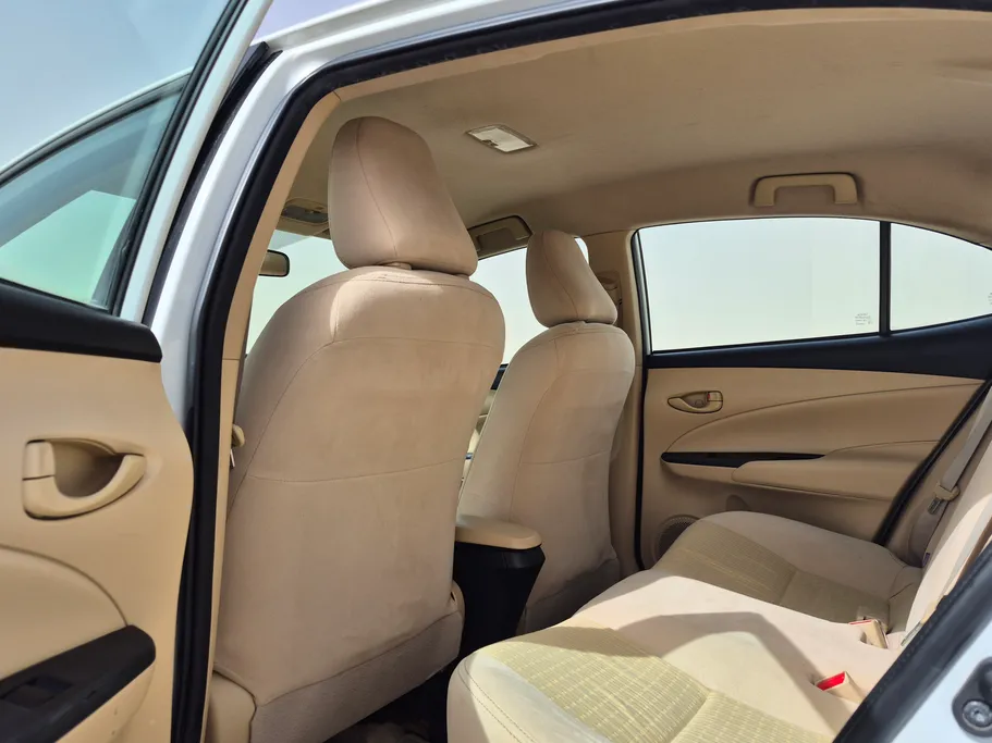 2021 Toyota Yaris  Y 