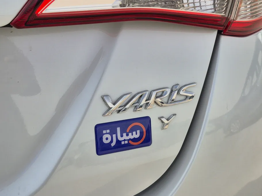 2021 Toyota Yaris  Y 