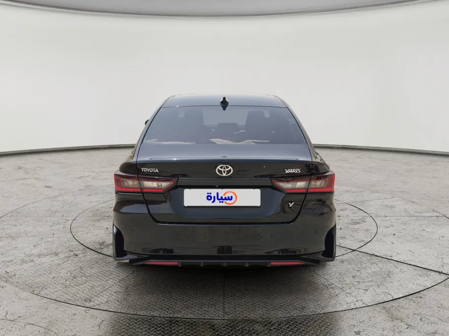 2023 Toyota Yaris  Y 