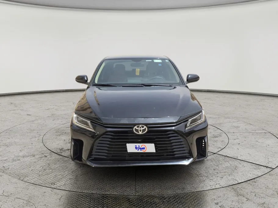 2023 Toyota Yaris  Y 