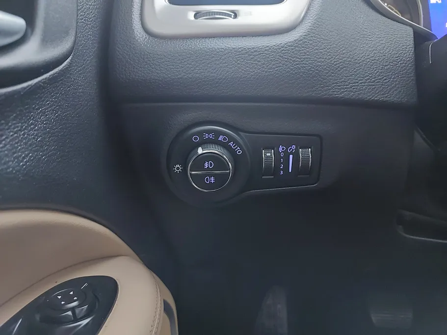 جيب كومباس Longitude 2019 