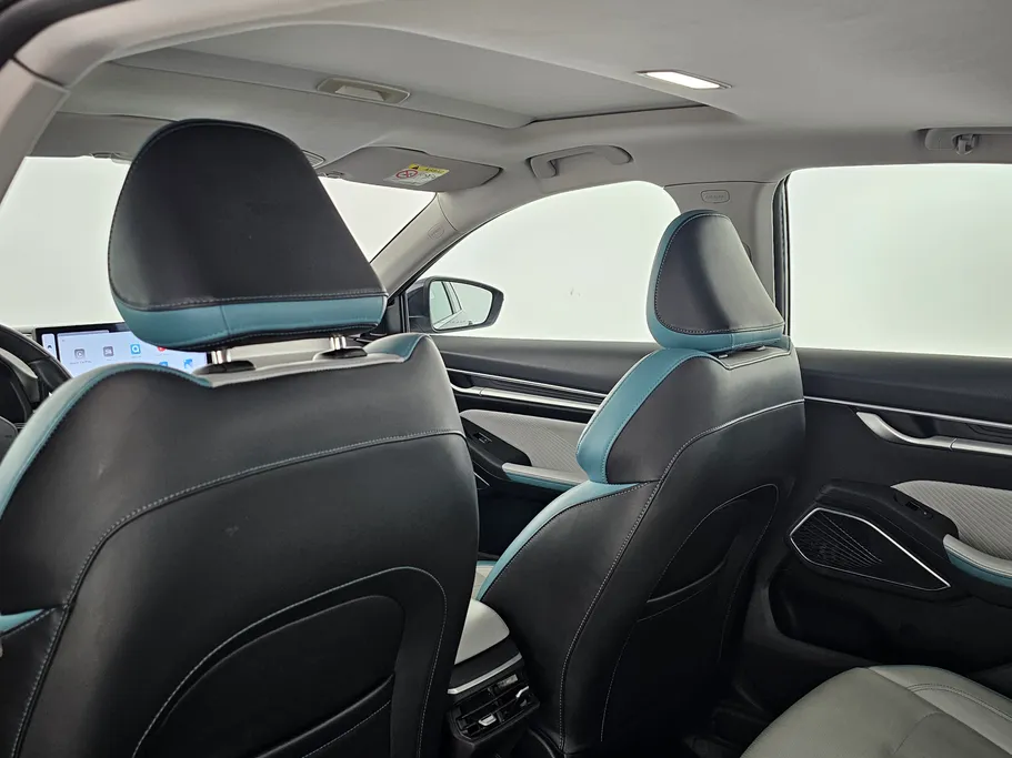 2025 Geely Emgrand GF 