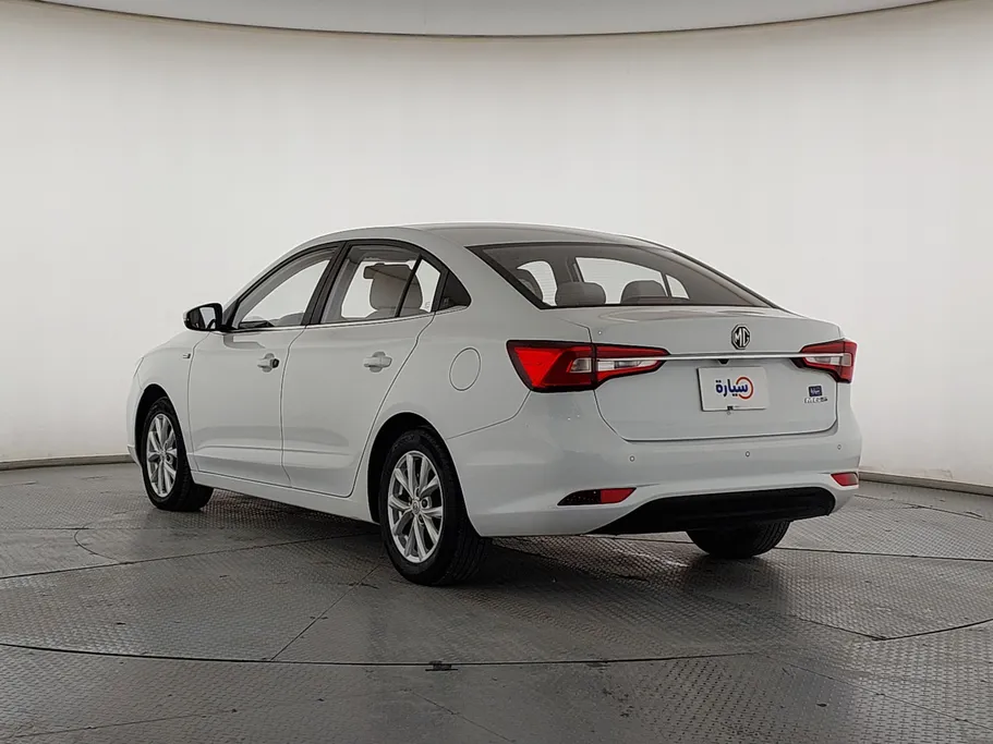 ام جي 5 COM 2022 