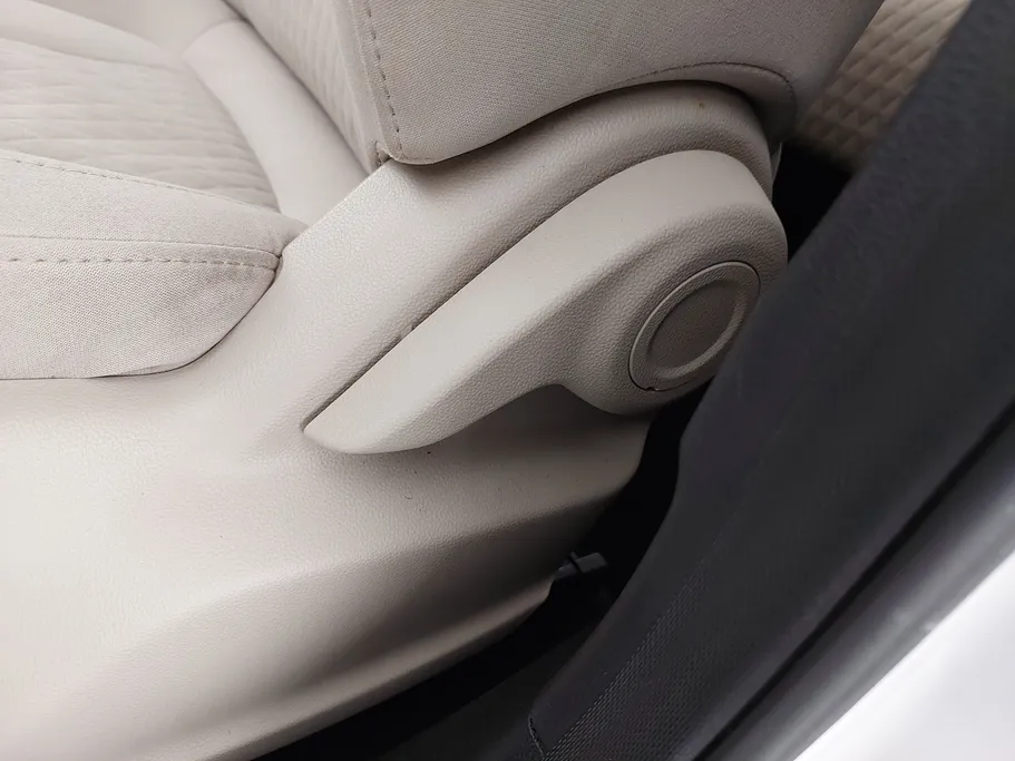 ام جي 5 COM 2022 