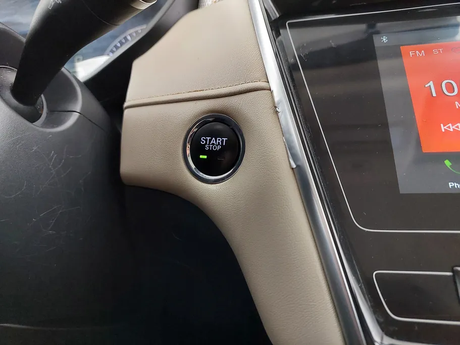 ام جي 5 COM 2022 