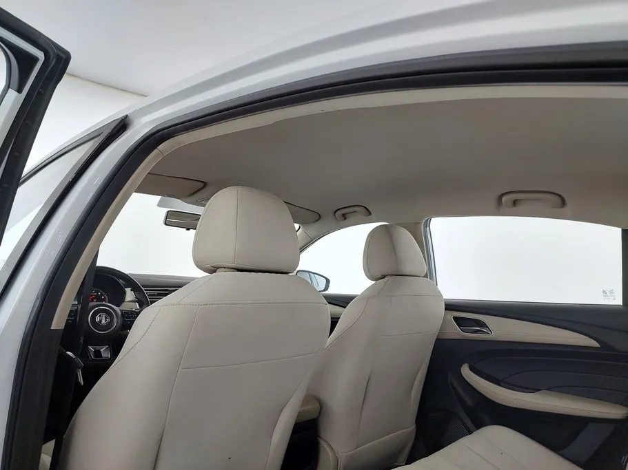 ام جي 5 COM 2022 