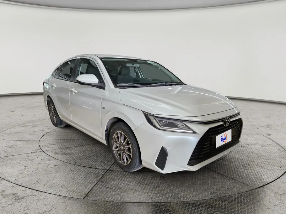 2023 Toyota Yaris  Y 
