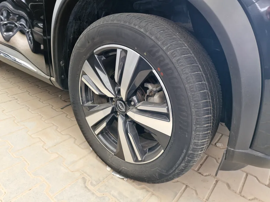 2024 Nissan Xtrail SL 