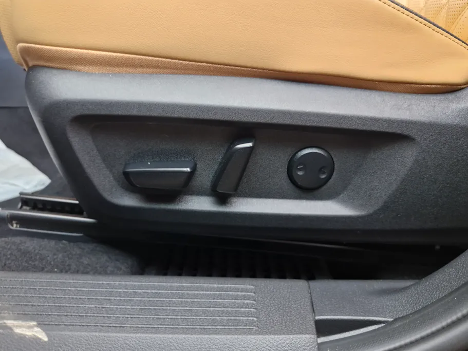 2024 Nissan Xtrail SL 