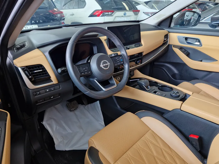 2024 Nissan Xtrail SL 