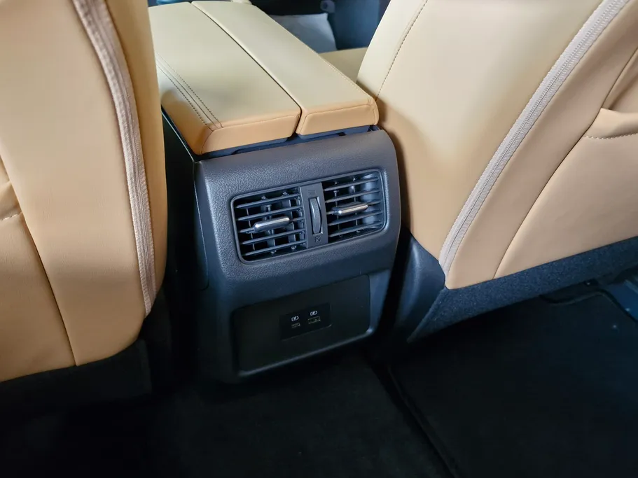 2024 Nissan Xtrail SL 