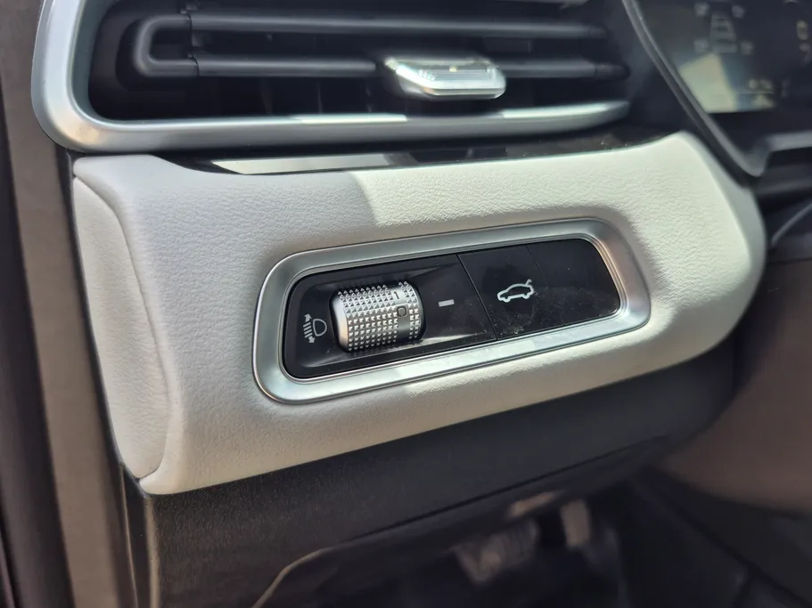 2025 Geely Emgrand GF 