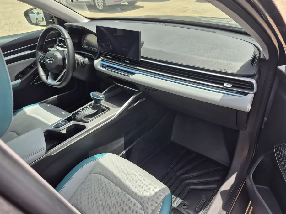 2025 Geely Emgrand GF 