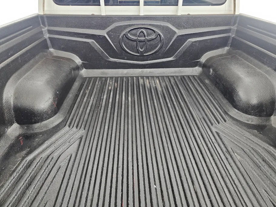 تويوتا هايلكس GL 2016 