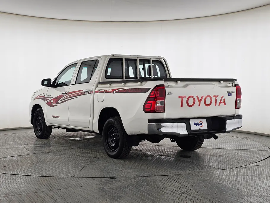 تويوتا هايلكس GL 2016 