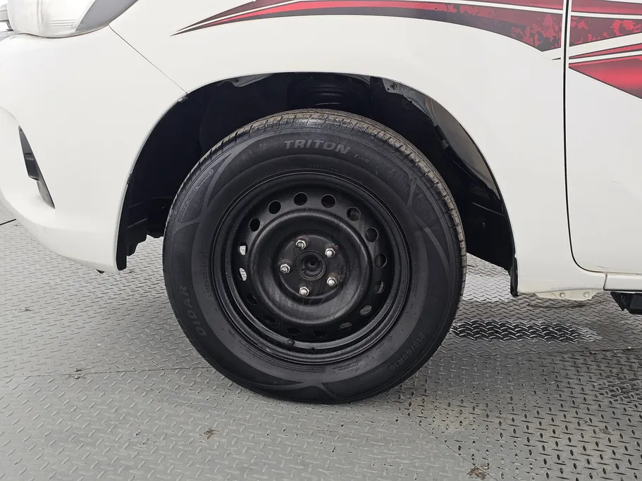 تويوتا هايلكس GL 2016 