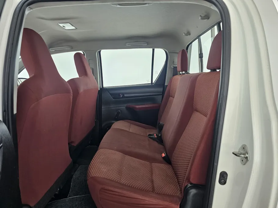 تويوتا هايلكس GL 2016 