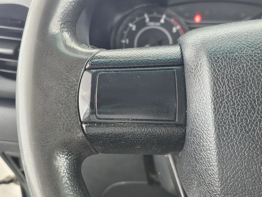 تويوتا هايلكس GL 2016 