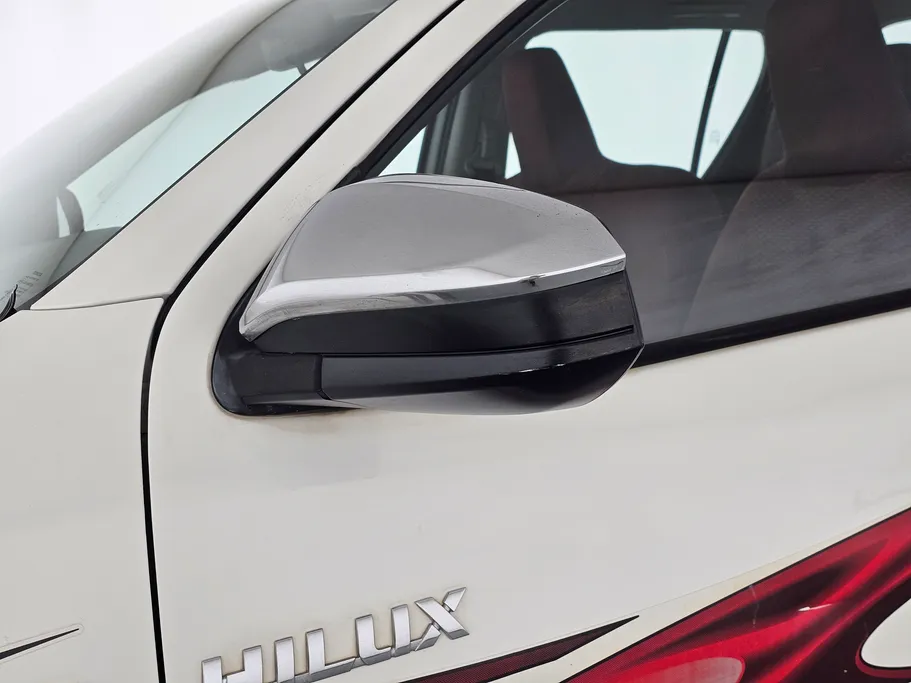 تويوتا هايلكس GL 2016 