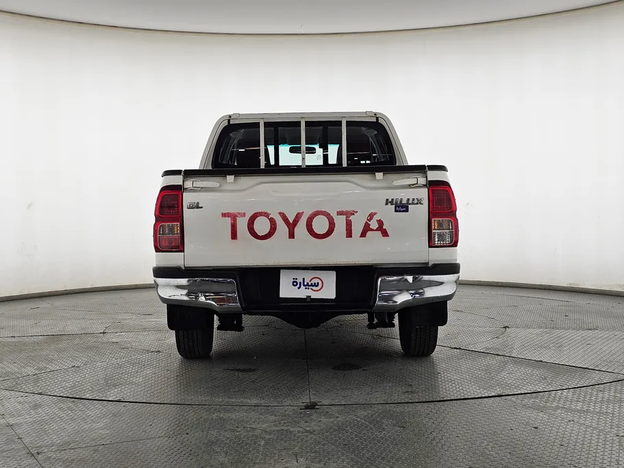 تويوتا هايلكس GL 2016 