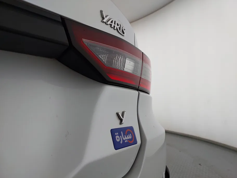 2023 Toyota Yaris  Y 