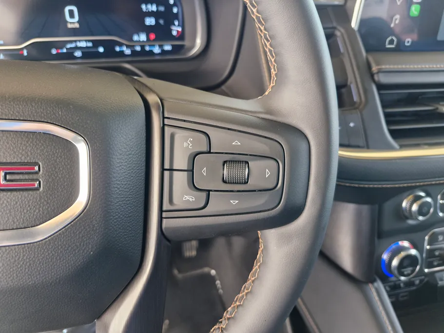 جي إم سي  يوكن AT4 2023 