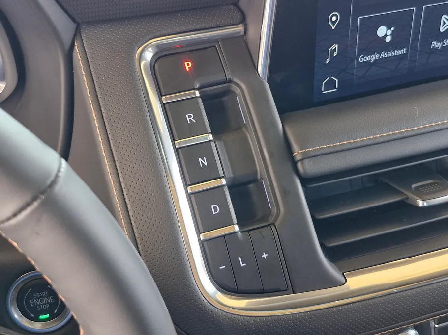 جي إم سي  يوكن AT4 2023 