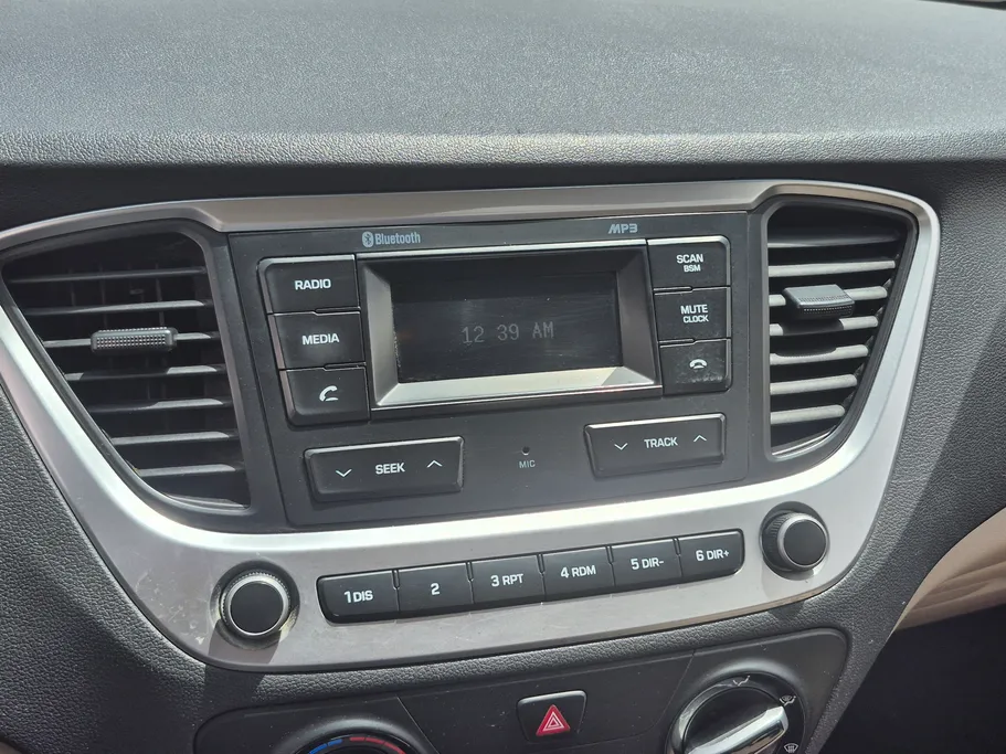 2021 Hyundai Accent Smart 