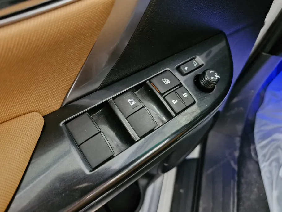 2023 Toyota Fortuner VX 