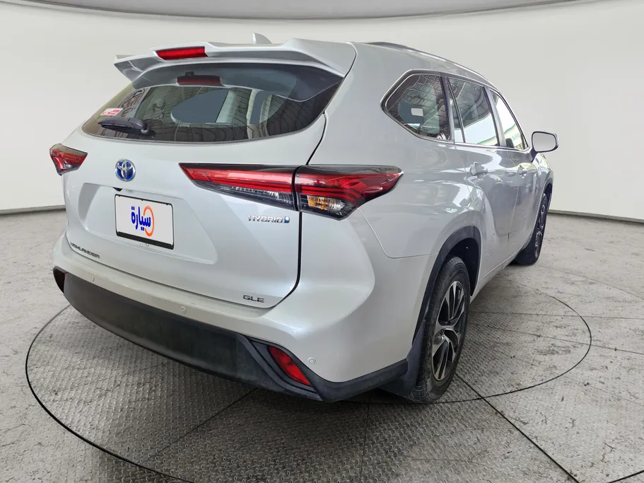 تويوتا هايلاندر GLE 2023 