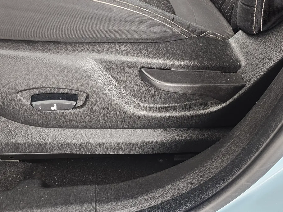 2023 Chevrolet Groove LT 