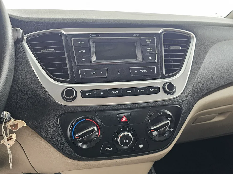 2022 Hyundai Accent Smart 