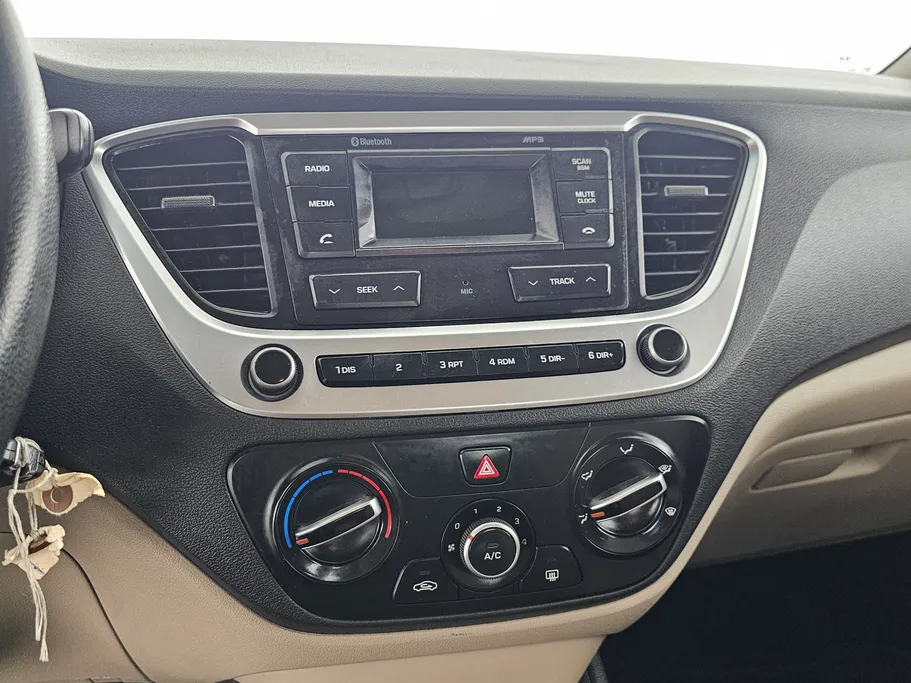 2022 Hyundai Accent Smart 