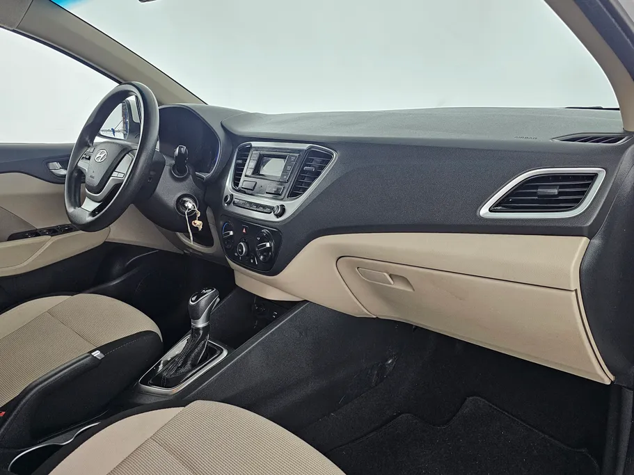 2022 Hyundai Accent Smart 