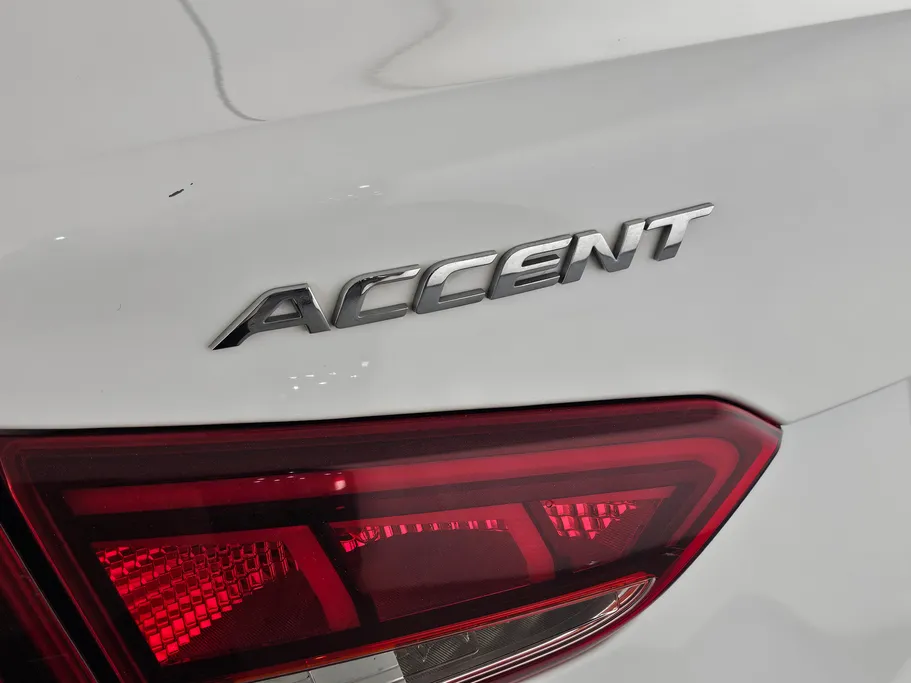 2022 Hyundai Accent Smart 