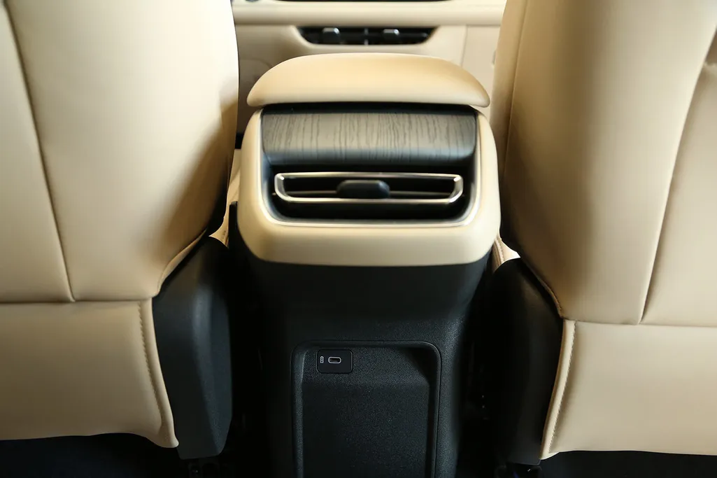 شانجان CS75 Plus بلاتينيوم 2026 