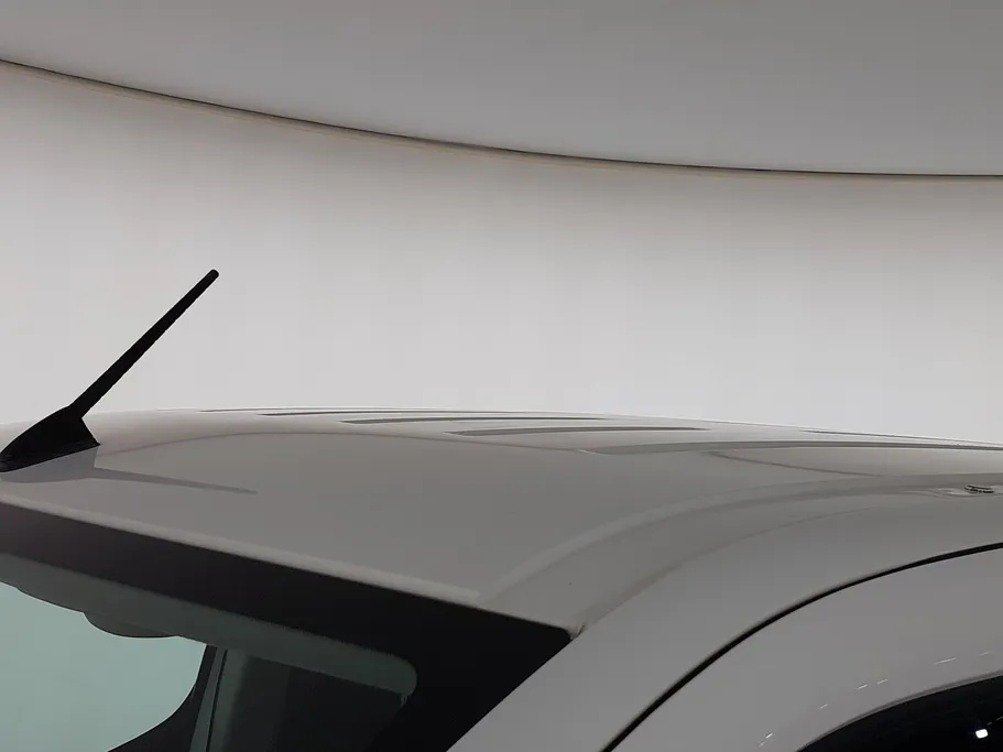 2022 Peugeot Partner Long van 