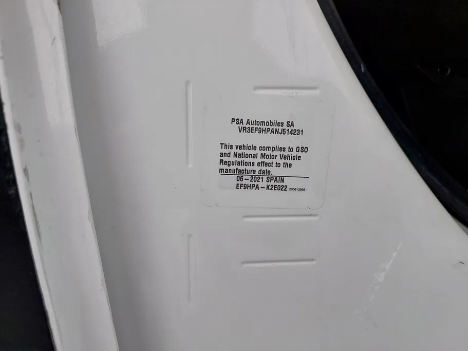 2022 Peugeot Partner Long van 