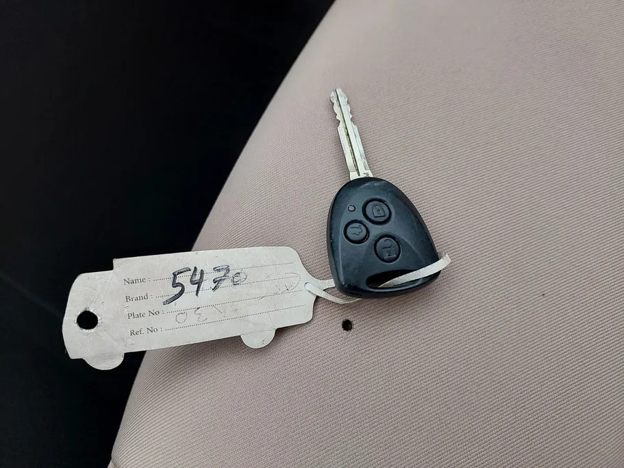 2023 Toyota Yaris  Y 