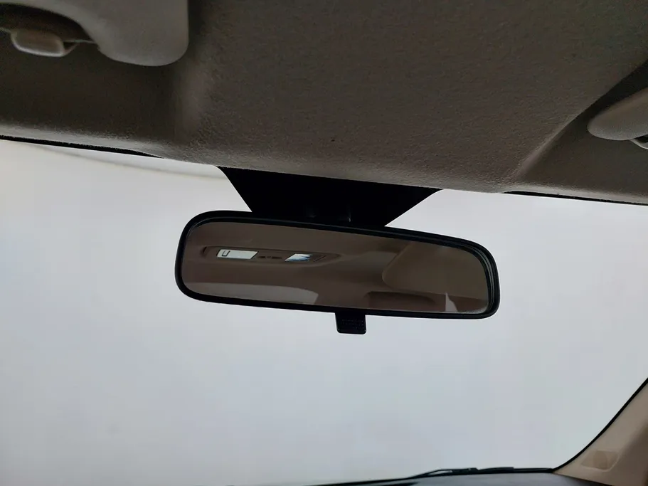 2023 Toyota Yaris  Y 