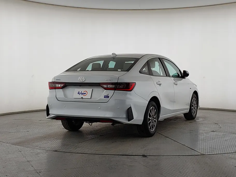 2023 Toyota Yaris  Y 