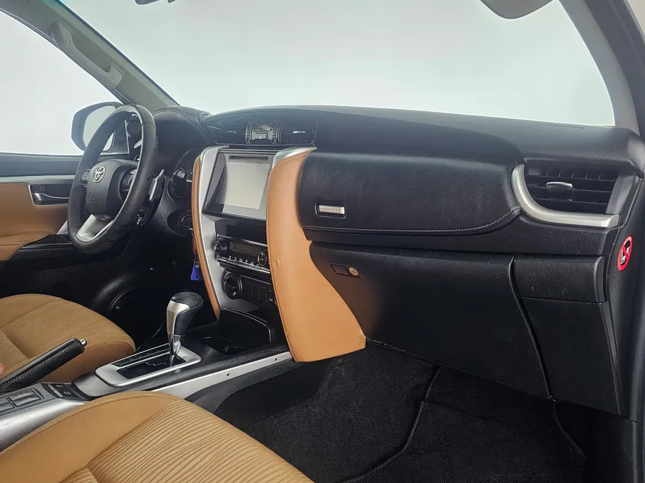 2020 Toyota Fortuner VX 