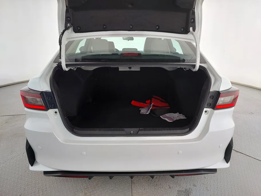 تويوتا يارس Y 2023 