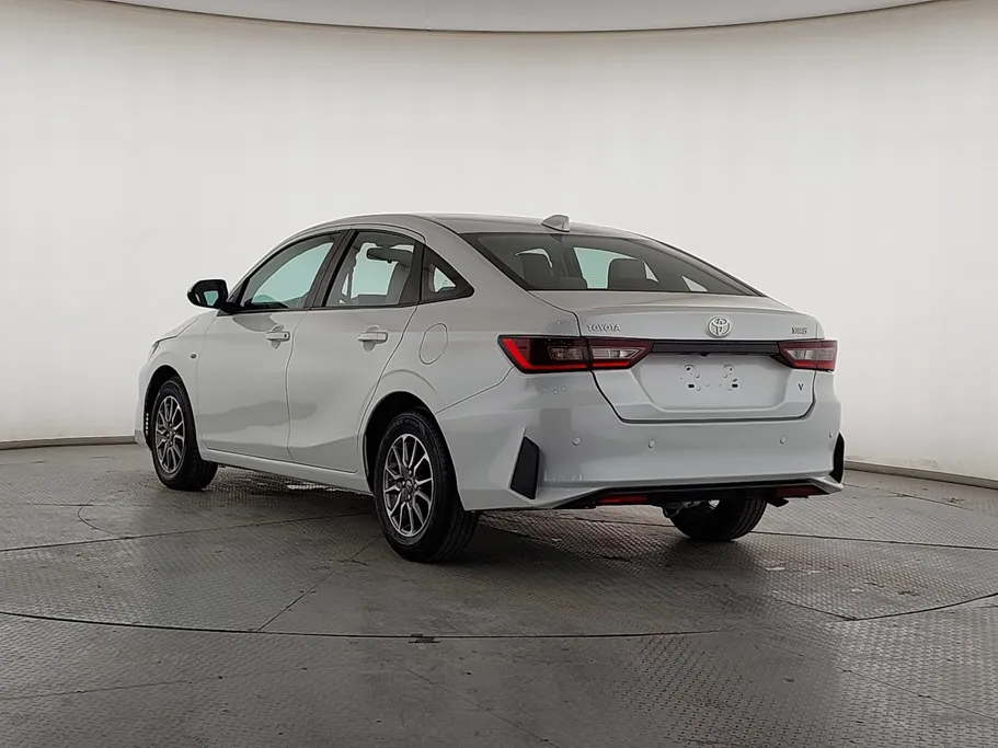 تويوتا يارس Y 2023 