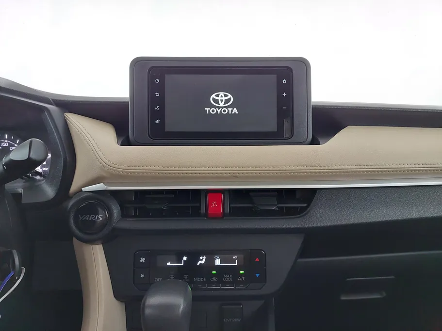 تويوتا يارس Y 2023 