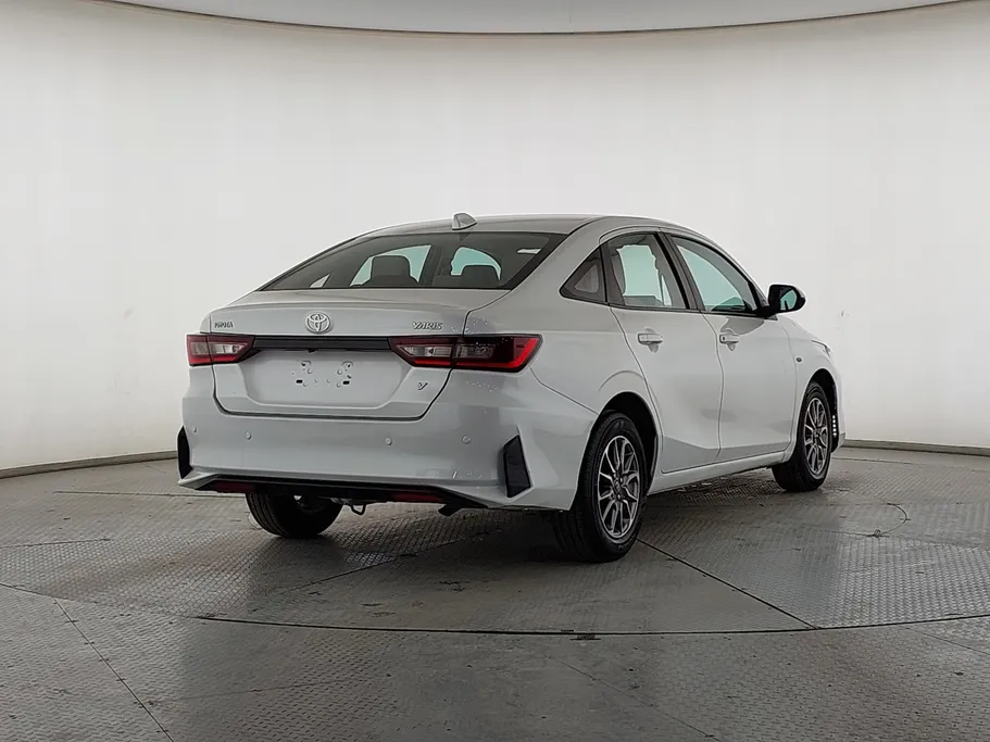 تويوتا يارس Y 2023 