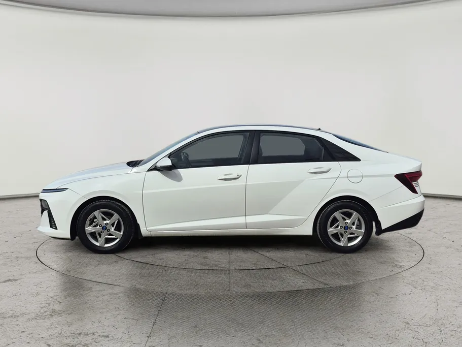 2024 Hyundai Accent Fleet 